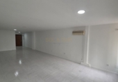 Local comercial en venta con 92m² en Torremolinos foto