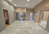 Oficinas en alquiler con 176m² en Vera foto