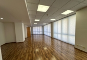 100m² office for rent in Esplugues de Llobregat photo