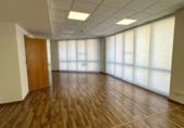 100m² office for rent in Esplugues de Llobregat photo