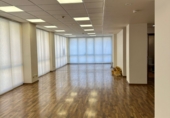 100m² office for rent in Esplugues de Llobregat photo
