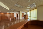 225m² bureau pour location à Esplugues de Llobregat photo