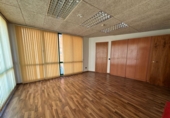 225m² bureau pour location à Esplugues de Llobregat photo