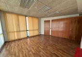 225m² bureau pour location à Esplugues de Llobregat photo