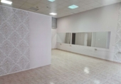 83m² locaux commerciaux pour location à Bertamiráns, dans le quartier de Ortoño photo