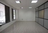 90m² offices for sale in Bertamiráns, in the area of Ortoño photo