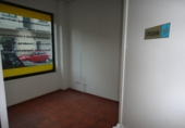 90m² offices for sale in Bertamiráns, in the area of Ortoño photo