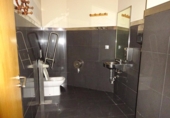 253m² restaurant for sale in Bertamiráns, in the area of Ortoño photo