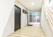 455m² salle de sport pour vente à Saint-Jacques-de-Compostelle, dans le quartier de Cornes photo