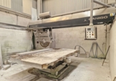 Nave Industrial en venta con 707m² en Noia, en la zona de Barro foto