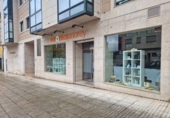 123m² hair salon for sale in Bertamiráns, in the area of Ortoño photo