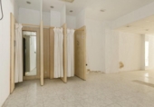 948m² bâtiment pour vente à Baza, Calle Don Miguel Santaolalla photo