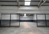 1450m² warehouse industrial for sale in Barberà del Vallès, Carrer Arquímedes photo