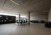 Nave Industrial en venta con 1000m² en Tarrasa, Carrer de Saturn foto