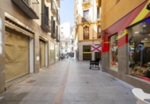 30m² locaux commerciaux pour vente à Grenade, dans le quartier de Quartier de la Madeleine, Calle Puentezuelas photo