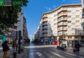 Local comercial en venta con 20m² en Granada foto