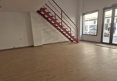 95m² locaux commerciaux pour location à Badajoz, dans le quartier de San Roque photo