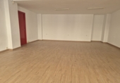 95m² locaux commerciaux pour location à Badajoz, dans le quartier de San Roque photo