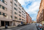 Local comercial en venta con 229m² en Oviedo, en la zona de Ventanielles foto