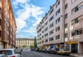 Local comercial en venta con 229m² en Oviedo, en la zona de Ventanielles foto