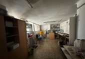 330m² commercial premises for sale in Cornellà de Llobregat photo