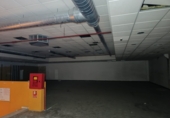 Local comercial en alquiler con 600m² en Granada, en la zona de La Encina foto