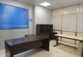 Oficinas en alquiler con 1000m² en Granada, en la zona de Las Torres foto