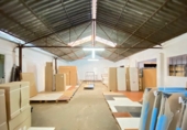 800m² warehouse industrial for sale in Puebla de la Calzada photo