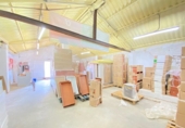 800m² warehouse industrial for sale in Puebla de la Calzada photo