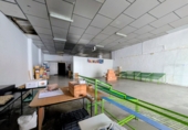 391m² entrepôt industriel pour vente à Loja photo