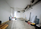 391m² entrepôt industriel pour vente à Loja photo