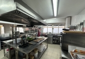 120m² bar for assignment in Marbella photo