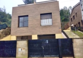 Edificio en venta con 475m² en Tarrasa, Plaça de Can Palet foto
