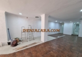 99m² commercial premises for sale in Denia, Calle de Ramón y Cajal photo