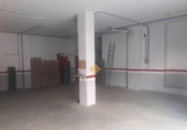 106m² commercial premises for sale in Burjasot, Avenida del Primero de Mayo photo