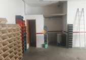106m² commercial premises for sale in Burjasot, Avenida del Primero de Mayo photo