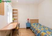 643m² restaurant for sale in Granada, photo