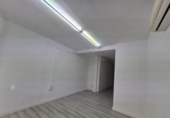 Local comercial en alquiler con 41m² en Valencia, en la zona de Benimaclet, Calle de Enrique Navarro foto