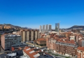 123m² bureau pour location à Bilbao, dans le quartier de Errekalde photo
