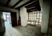 210m² commercial premises for sale in Laredo photo
