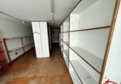 210m² commercial premises for sale in Laredo photo