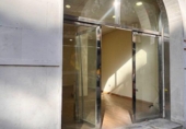 Oficinas en alquiler con 55m² en Llanes foto