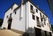 Edificio en venta en Yegen, Yegen foto