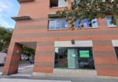 Local comercial
en venda
amb 90m² a Vitòria, a la zona de Sansomendi, Calle Monasterio de Iratxe foto