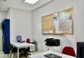 75m² office for sale in Seville, in the area of La Calzada, calle concejal francisco ballesteros, 41018 photo