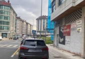 Local comercial en venta con 219m² en Bertamiráns, en la zona de Biduído, Praza de Manuel Murguía foto