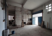 Local comercial en venta con 137m² en Bilbao, en la zona de Errekalde, Calle Biarritz foto
