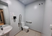 Local comercial en venta con 200m² en Chiclana de la Frontera, Calle Gerona foto