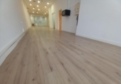 187m² commercial premises for sale in Barcelona, in the area of Les Corts, Carrer de Caballero photo