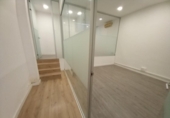 187m² commercial premises for sale in Barcelona, in the area of Les Corts, Carrer de Caballero photo